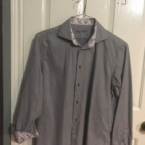 Robert Graham men’s shirt Large.  Black and white